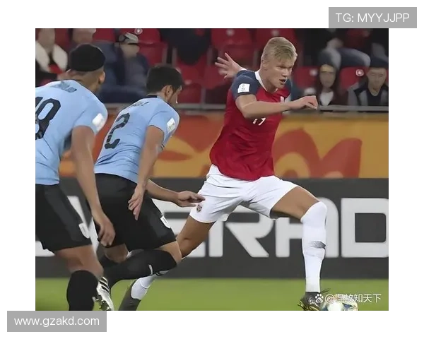 福登反思比赛称上半场节奏拖沓遗憾与哈兰德配合未能转化进球