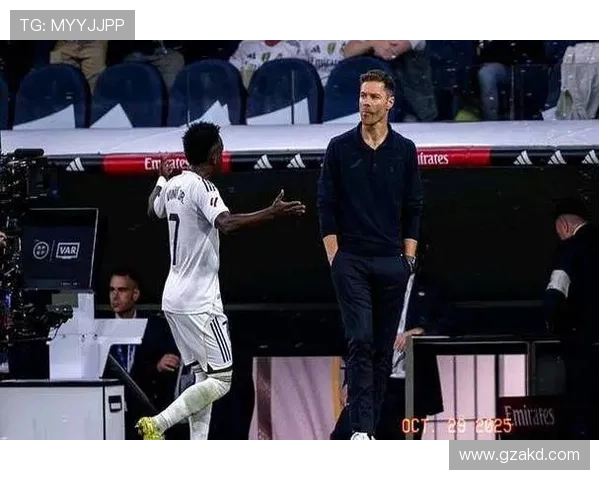 皇马切尔西争抢免签于帕 拜仁欲留但签字费成难题 皇马切尔西争抢免签于帕 拜仁欲留但签字费成难题